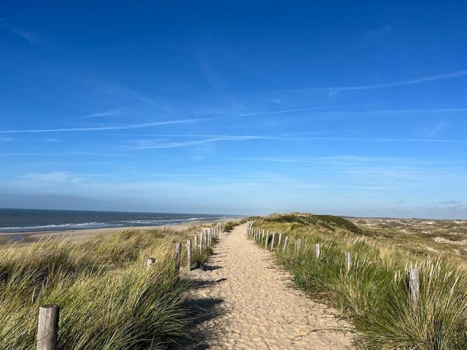 Zon, Zee & Zo - Comfortabel Vakantiehuis Op Loopafstand Strand & Centrum Эгмонд-ан-Зее Экстерьер фото